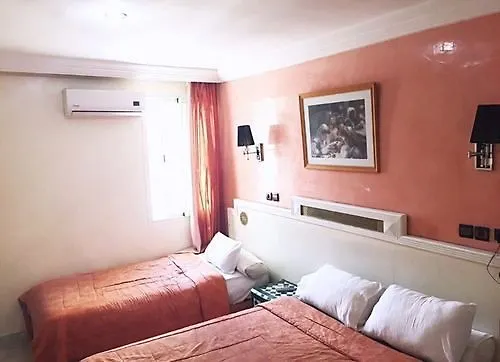 Hotel Les Ambassadeurs Καζαμπλάνκα 4*,